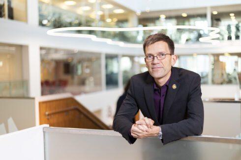 "I stället för böter på miljardbelopp kan pengarna användas för Sveriges omställning", säger Mattias Goldman, vd 2030-sekretariatet. Foto: 2030-sekretariatet.