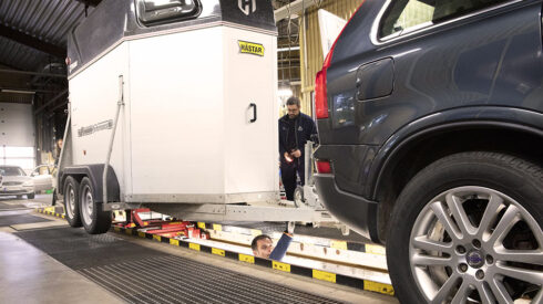   Tre av tio hästtransporter har allvarliga fel. Det visar Bilprovningens besiktningsstatistik för 2025. Foto: Bilprovningen.