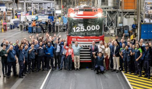 Det 125 000:e fordonet uppnåddes på rekordtid efter marknadsleveransen. Foto: DAF Trucks.