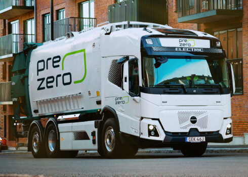 PreZero lägger en stor order på 35 batterielektriska lastbilar från Volvo Lastvagnar, varav 24 Volvo FM Low Entry.