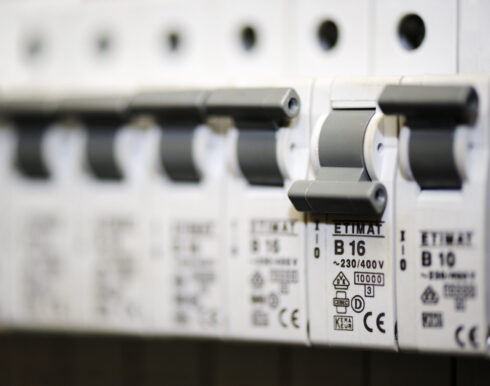 Utan tillgång till stabil elförsörning (och produktion) kan vi knappast elektrifiera i den takt som politiken vill. 