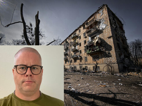 David Grönlund vill att ukrainska chaufförer ska få köra i stället för att sitta på flyktingförläggning. Bakgrundsfoto från Ukraina: Ales Ustsinau.