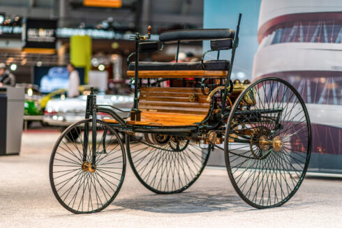   2026 är det 140 år sedan Carl Benz tog patent på världens första bil - Benz Patent-Motorwagen. Foto: Mercedes.