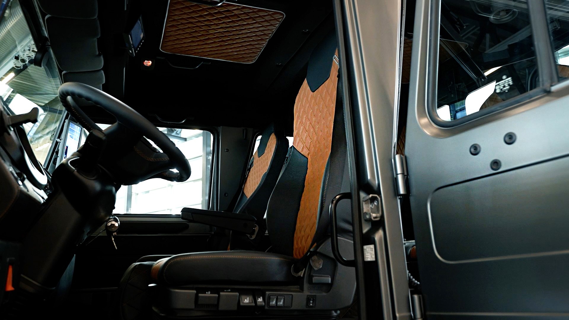 Interiören betonar fordonets premiumkaraktär. Foto: Mercedes-Benz Special Trucks.