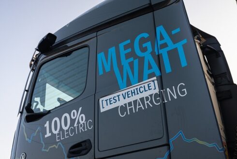 Nu ska eActros anpassad för megawattladddning ut i verkliga kundtester. Foto: Daimler Group.